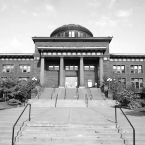 Marquette County Courthouse in Michigan, Drehort der Gerichtsszenen aus „Anatomy of a Murder“ (1959).