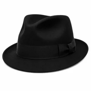 Schwarzer Fedora mit breiter Hutkrempe