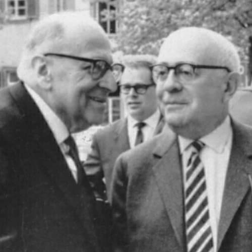 Max Horkheimer (links) Theodor W. Adorno (rechts), 1964