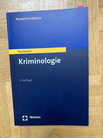 Kriminologie Lehrbuch: Neubacher (2017). Kriminologie. Baden-Baden: Nomos.